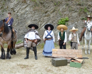 29-2-Banditen-Felsenburg